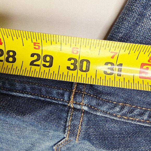 Lev's Demi Curve Size 5M Womens Juniors 30 Inch Inseam Blue Denim Straight Jeans - Picture 9 of 12